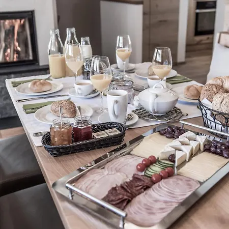 Domek alpejski Aadla Walser-chalets Mit Privater Sauna, Hotpot Und Hotelservice Schröcken