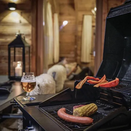 Aadla Walser-chalets Mit Privater Sauna, Hotpot Und Hotelservice Alpstuga