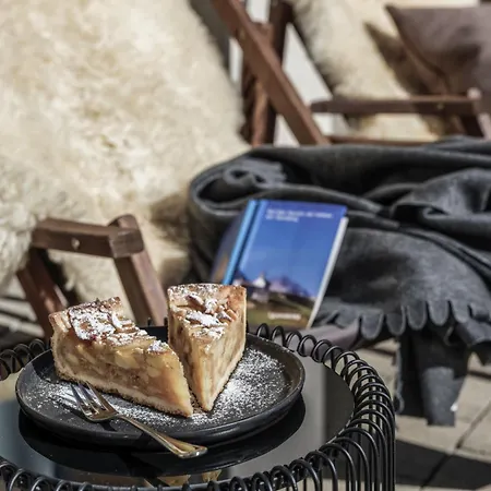 Aadla Walser-chalets Mit Privater Sauna, Hotpot Und Hotelservice Schröcken