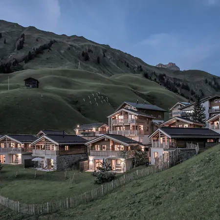 Aadla Walser-chalets Mit Privater Sauna, Hotpot Und Hotelservice Schröcken