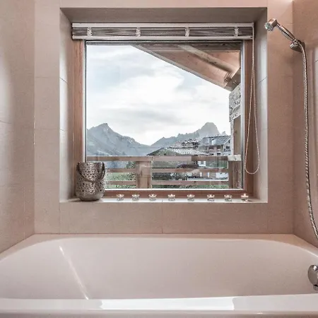 Chalet Aadla Walser-chalets Mit Privater Sauna, Hotpot Und Hotelservice Schröcken